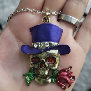 listing-status-banner